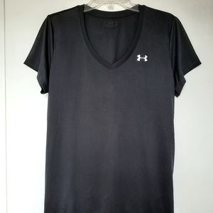 Under Armour V-neck black T-shirt size XL.
